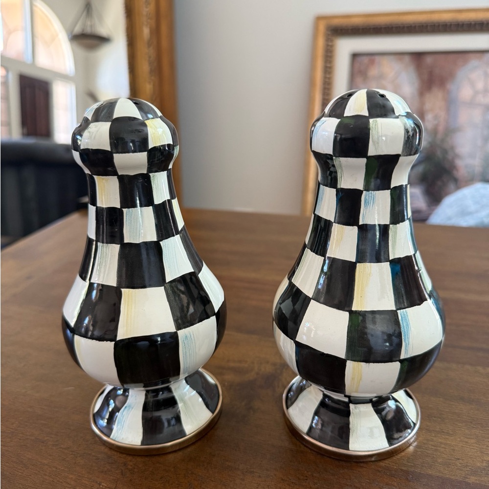 Mackenzie childs shakers
